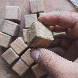 Tokyodo Natural Unfinished 1-Inch Wooden Cubes 20pc Set for Crafts, DIY Projects, Kids' Activities & Woodworking